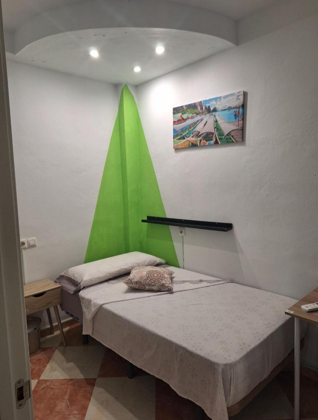 Ikigai House Apartment เซบีญา ภายนอก รูปภาพ