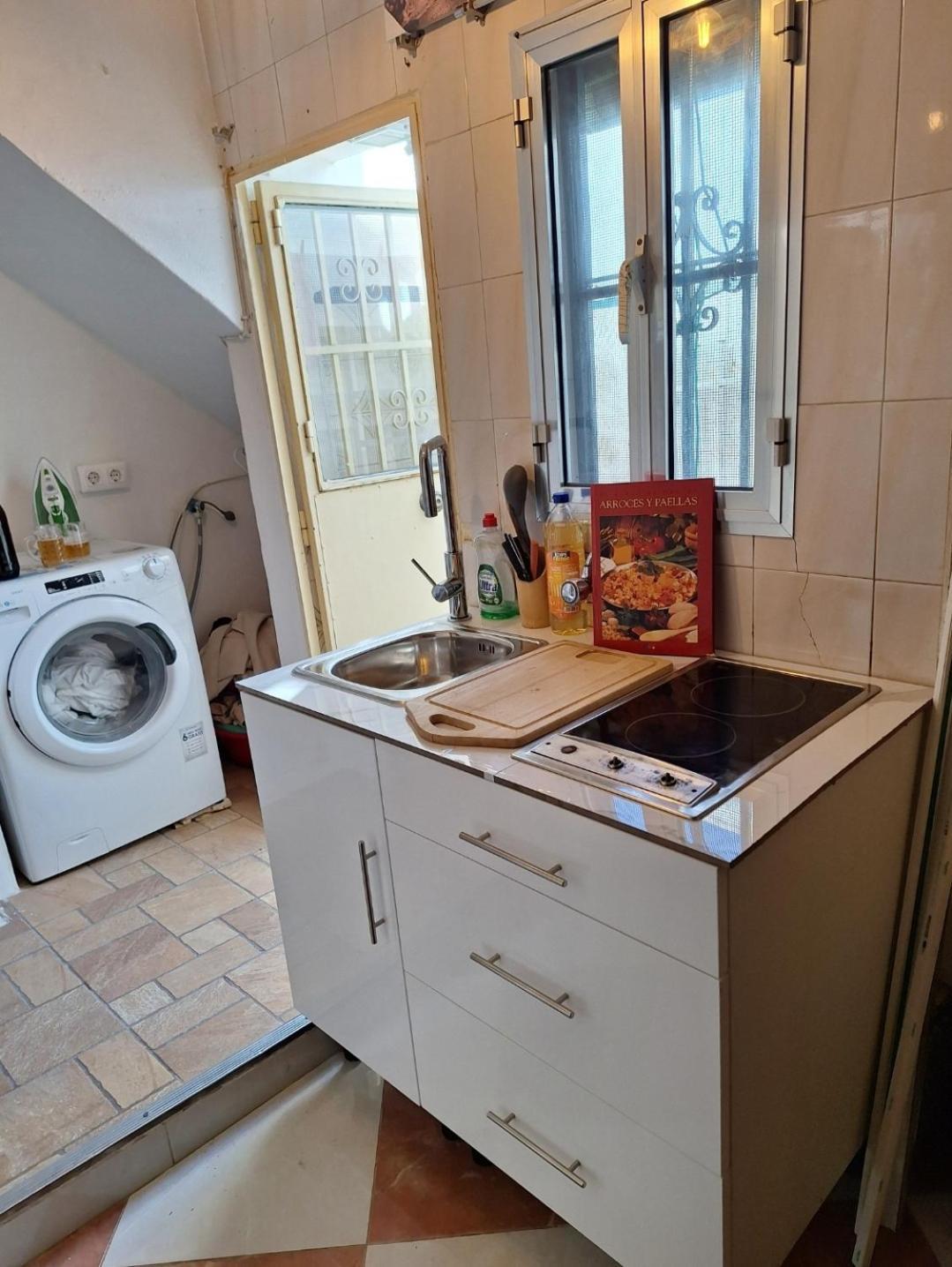 Ikigai House Apartment เซบีญา ภายนอก รูปภาพ